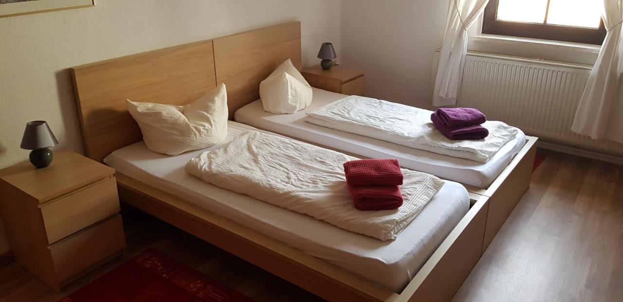 Hotel-Garni "Zum Loewen" バート・フライエンヴァルデ エクステリア 写真